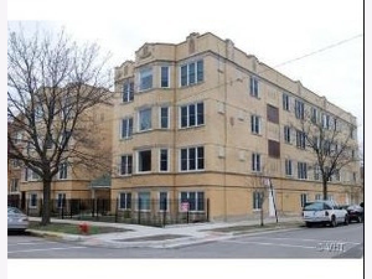 Condominiums & Homes Rented Albany Park Commons Chicago Illinois, 4964 Spaulding
