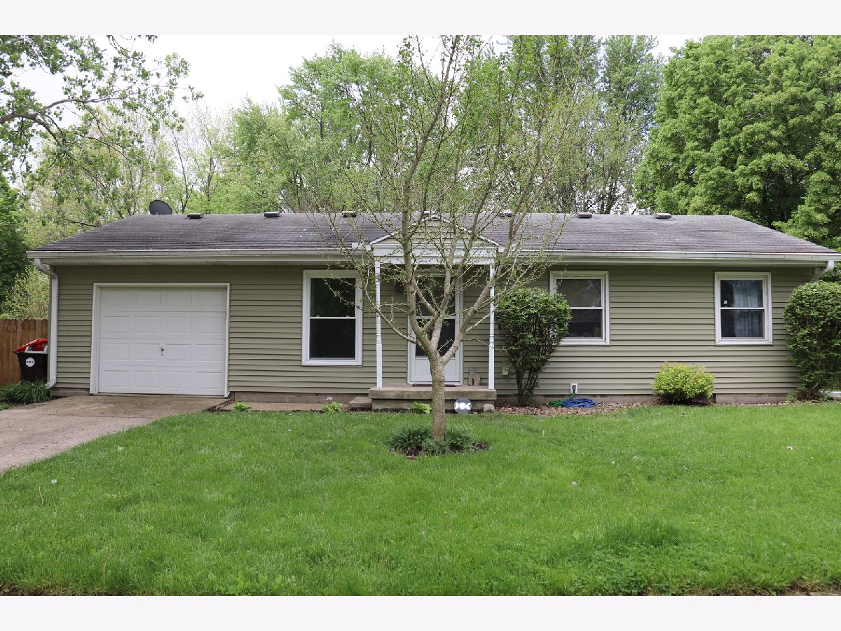 Homes Sold Flair Clinton Illinois, 5 Kirkwood