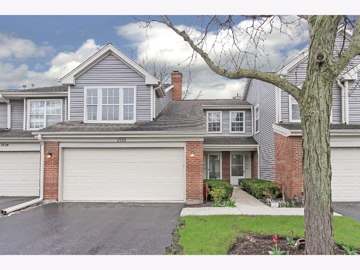 Townhomes & Condos Sold Saint James Arlington Heights Illinois, 1733 Orchard