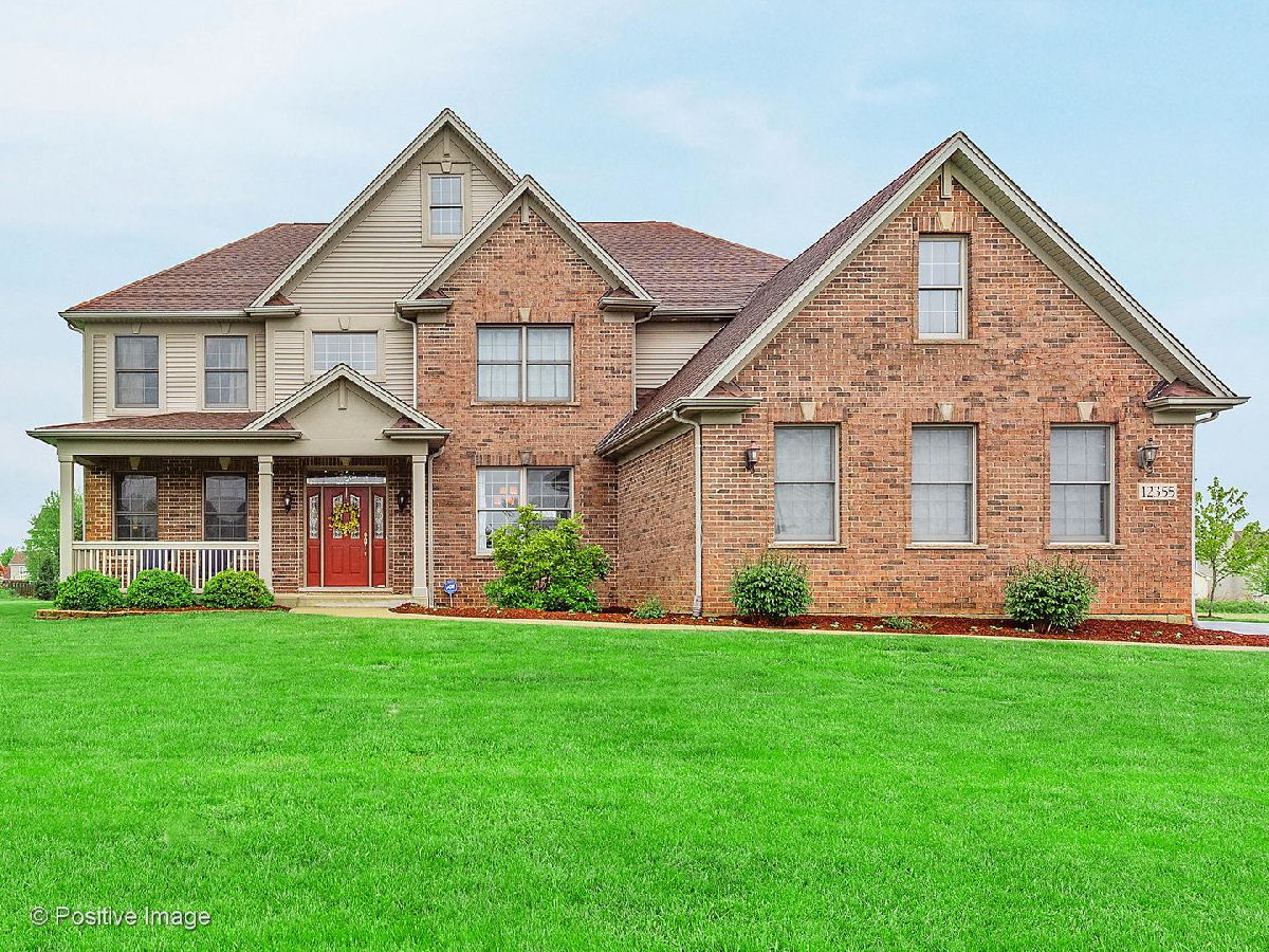 Homes Sold Schaefer Woods North Plano Illinois, 12355 Andrew