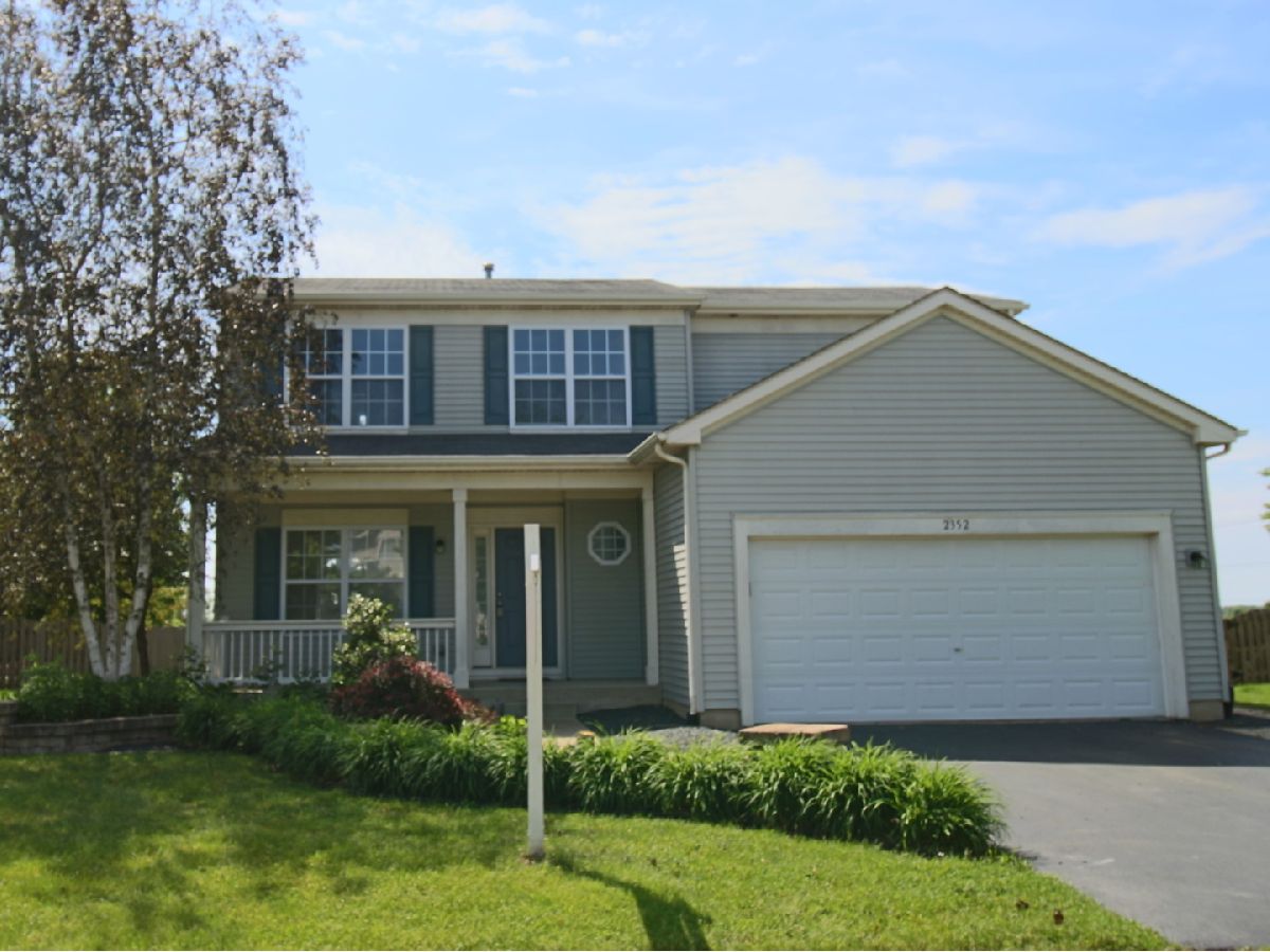 Homes Sold Saratoga Springs Montgomery Illinois, 2352 Amsterdam