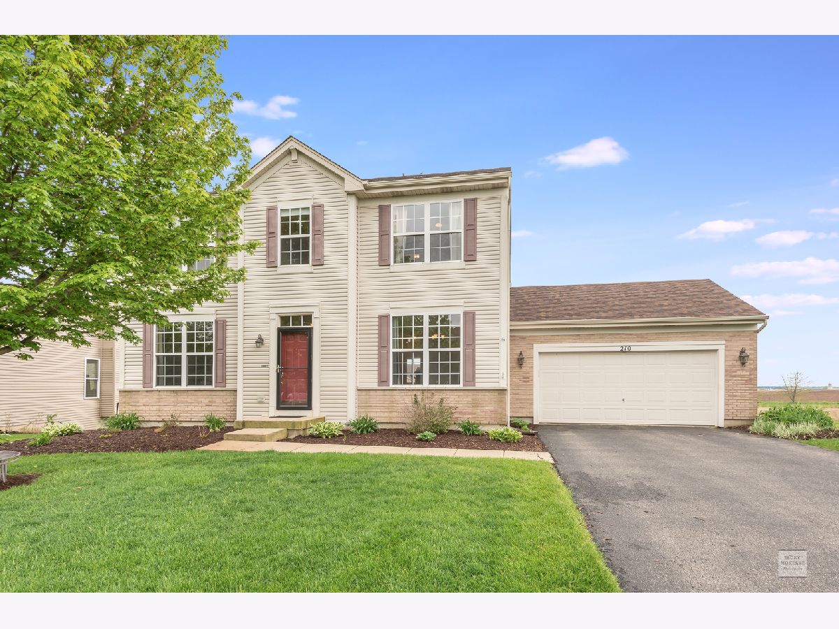 Windsor West Sugar Grove IL, Townhomes & Condos & Homes For Sale & For