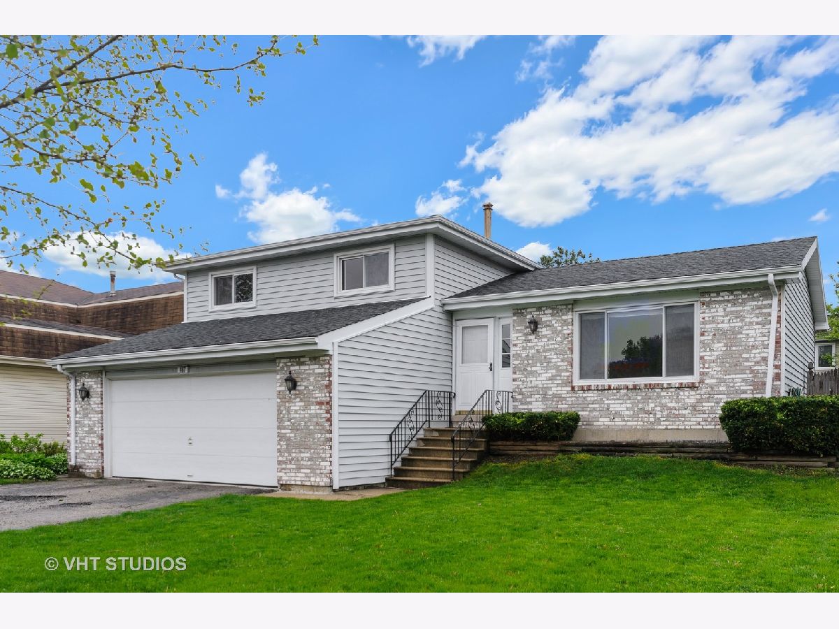 Homes Sold Shamrock Estates Wheeling Illinois, 467 Stone