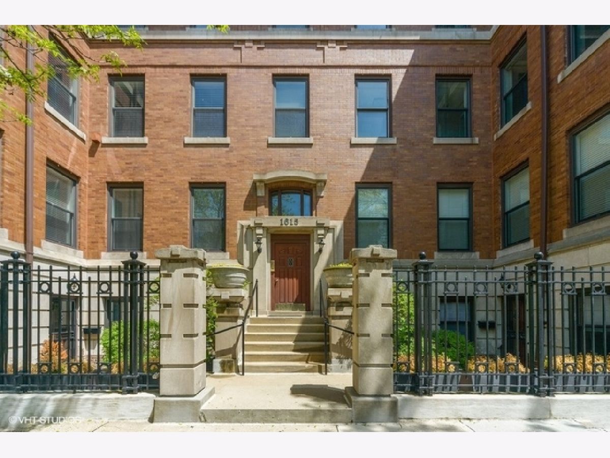 Townhomes & Condos Sold St. Michael's Square Chicago Illinois, 1615 Cleveland