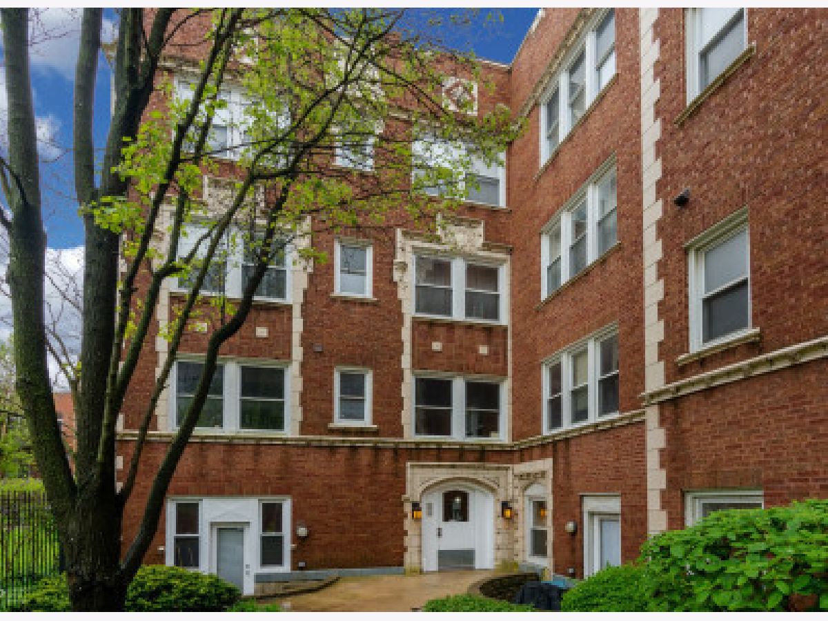 Condominiums Sold Ellington Place Chicago Illinois, 1023 46th