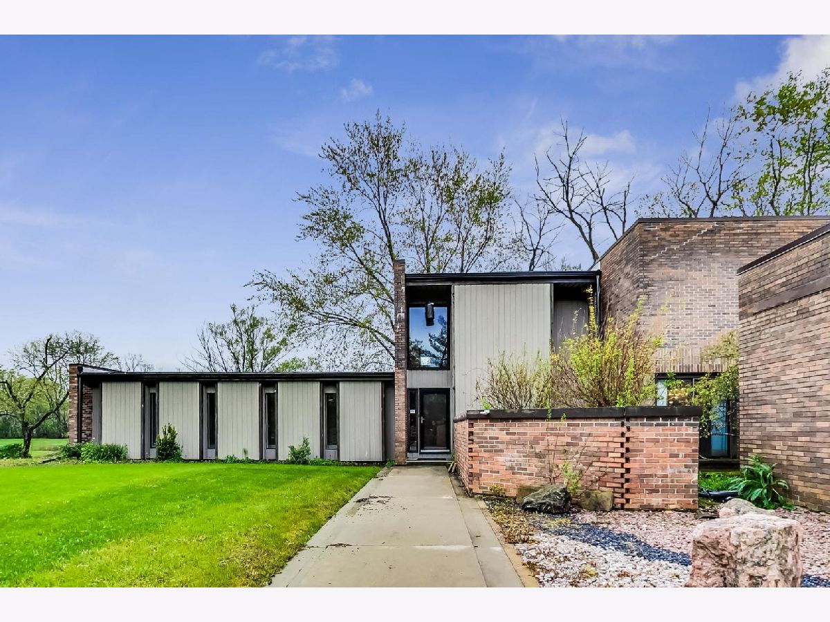 Homes Sold Country Club Estates Riverwoods Illinois, 1663 East Course