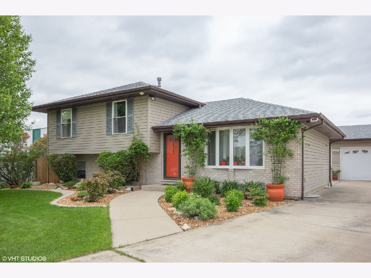 Homes Sold Northfield Joliet Illinois, 2823 Richmond