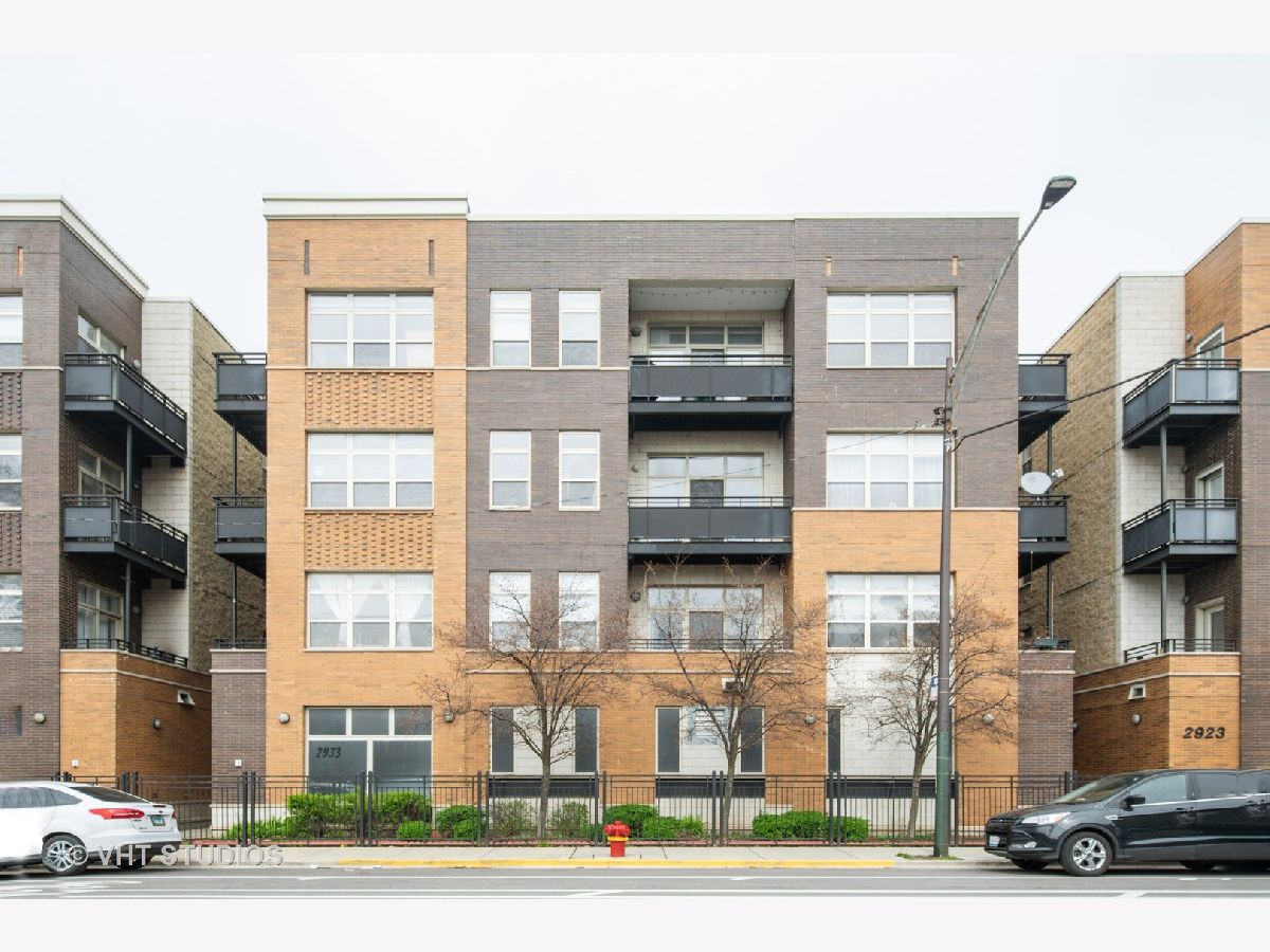 Condominiums Sold Welbourn Row Chicago Illinois, 2933 Clybourn