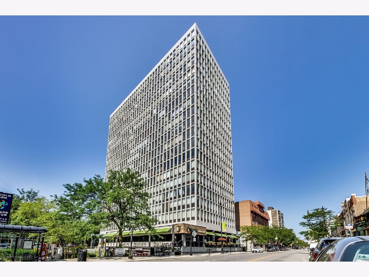 Condominiums Sold Park West Condos Chicago Illinois, 444 Fullerton