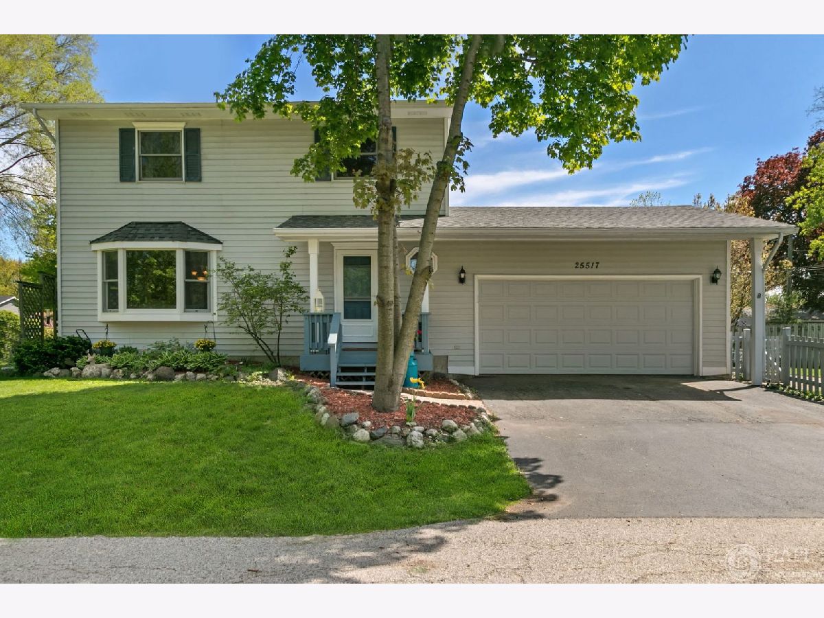 Homes Sold East Shore Gardens Lake Villa Illinois, 25517 Arcade
