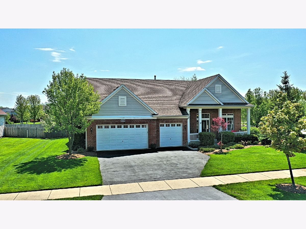 Homes & Townhomes Sold Liberty Lakes Estates Wauconda Illinois, 2300 Stonybrook
