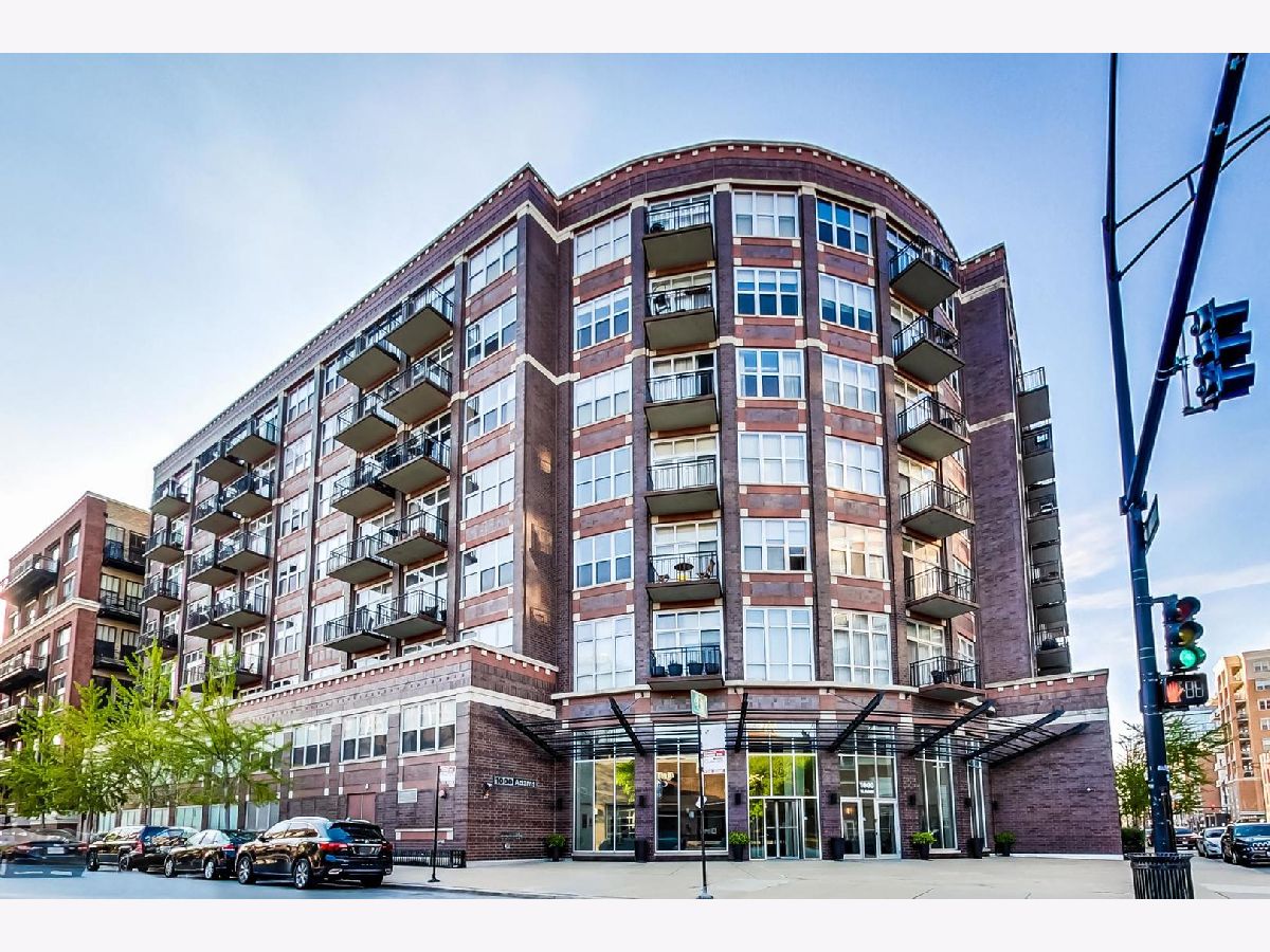 Condominiums Sold West Loop Condominiums Chicago Illinois, 1000 Adams