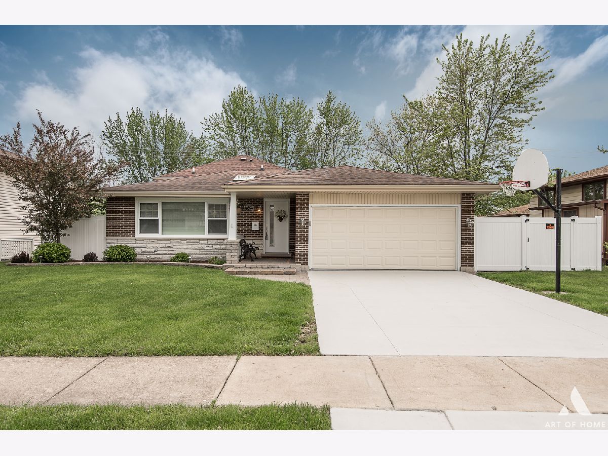 Homes Sold Tinley Heights Tinley Park Illinois, 7525 170th