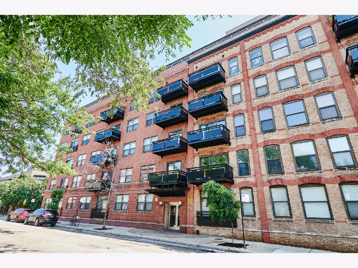 Condominiums Sold Regal Lofts Chicago Illinois, 1735 Diversey