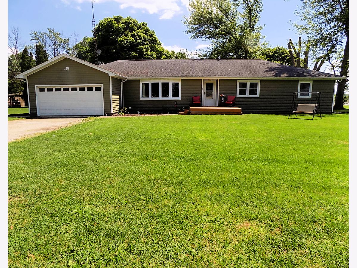  Sold Long Point Illinois, 212 4th