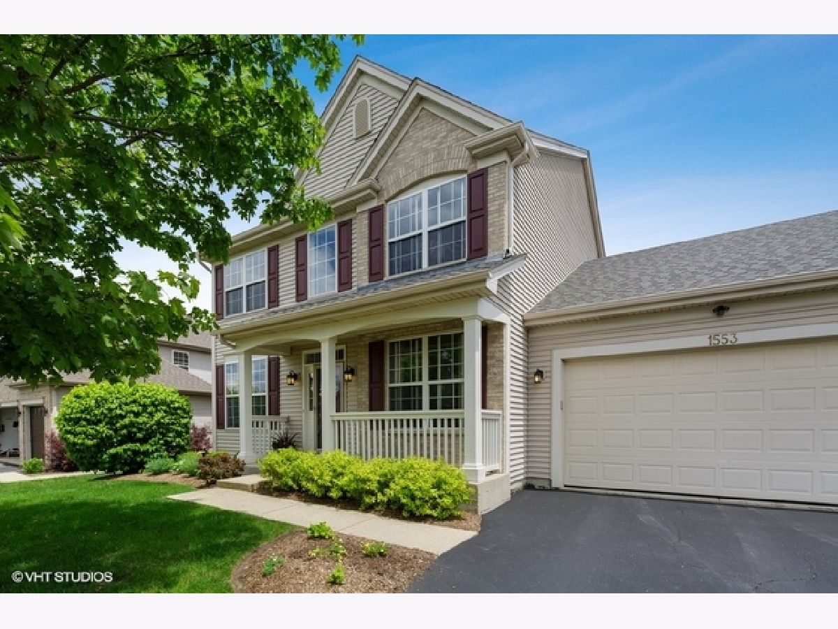 Homes Sold Summit Glen Crystal Lake Illinois, 1553 Rolling Hills
