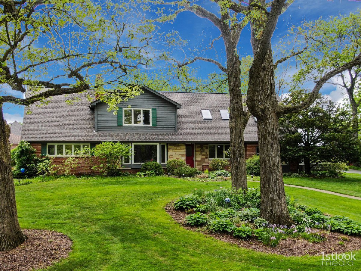 Herrick Woods Warrenville IL, Townhomes & Homes For Sale & For Rent