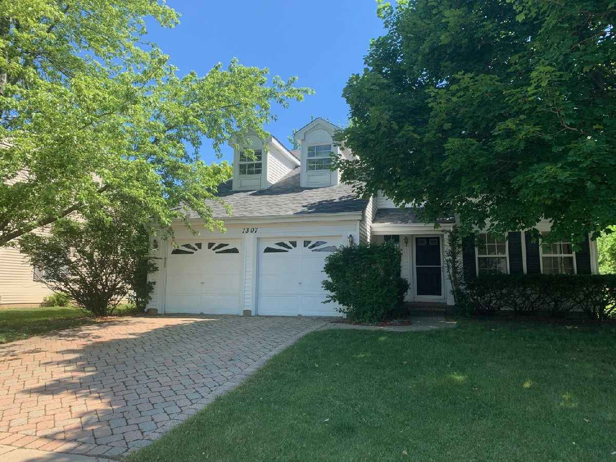 Homes Sold Westwind Carol Stream Illinois, 1307 Rose