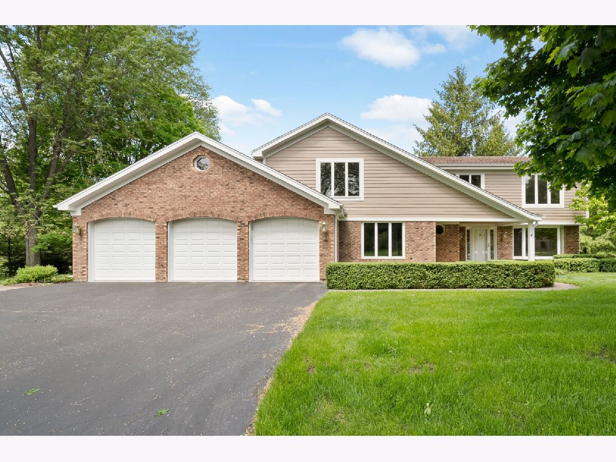 Homes Sold Country Club Estates Tower Lakes Illinois, 101 Rolling Green