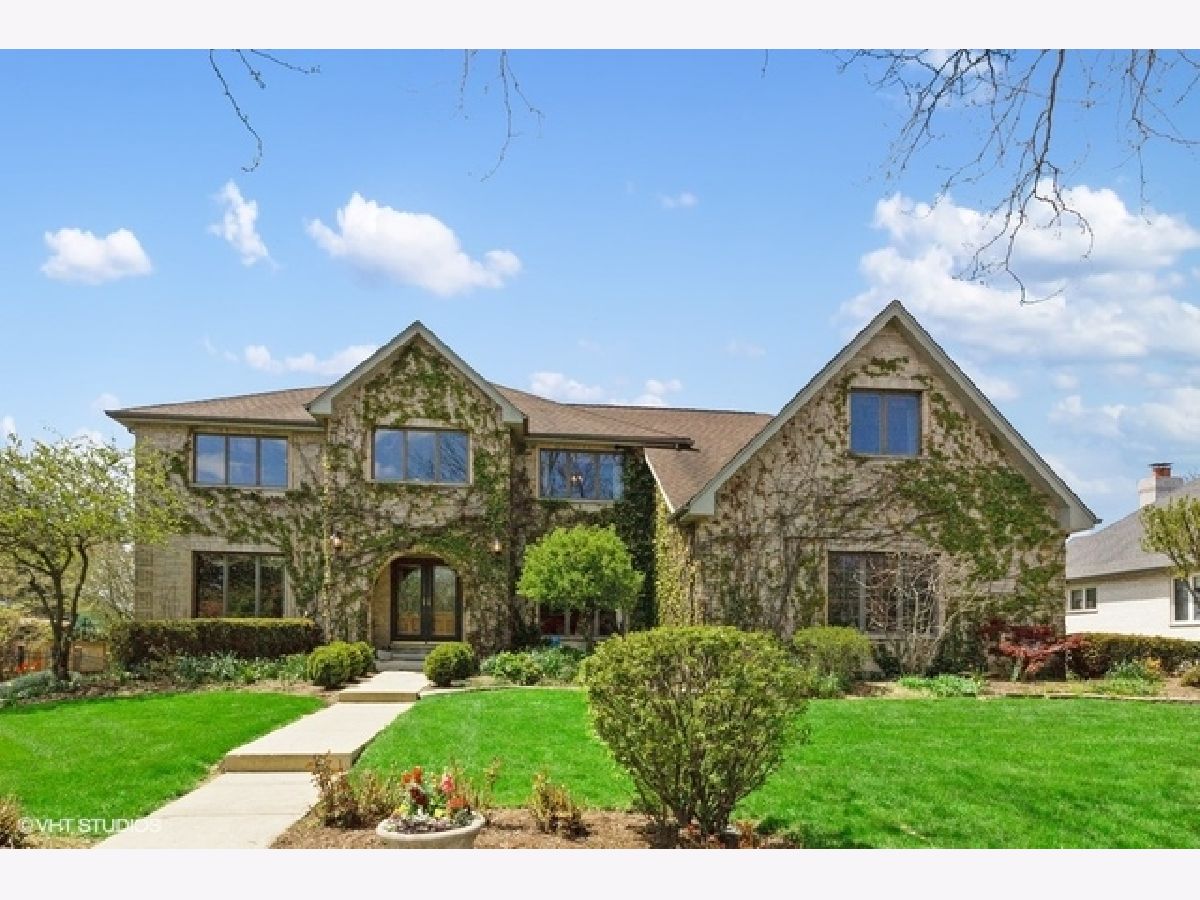 Homes Sold West Pointe Estates Bloomingdale Illinois, 220 Hillandale