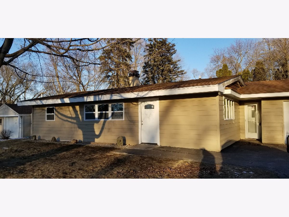 Homes & Condos & Townhomes Rented Fox Lake Hills Lake Villa Illinois, 25151 Lincoln