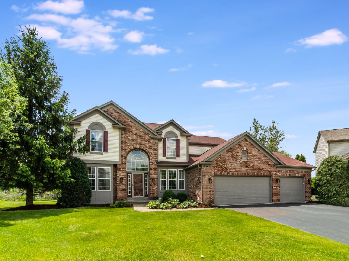 Homes Sold Country Club Estates Aurora Illinois, 1044 Oakhill