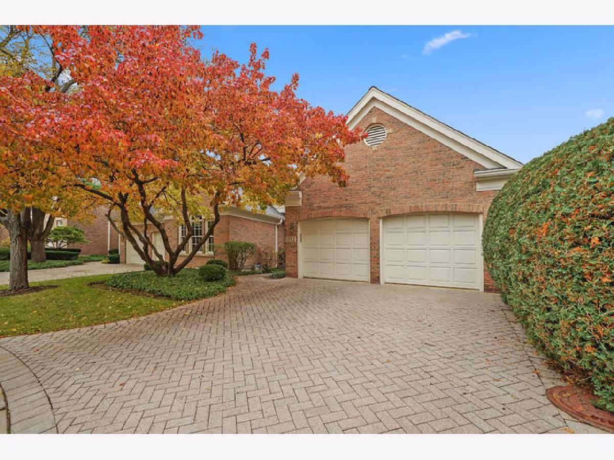 Townhomes & Homes Sold Westchester Club Westchester Illinois, 11312 Monticello