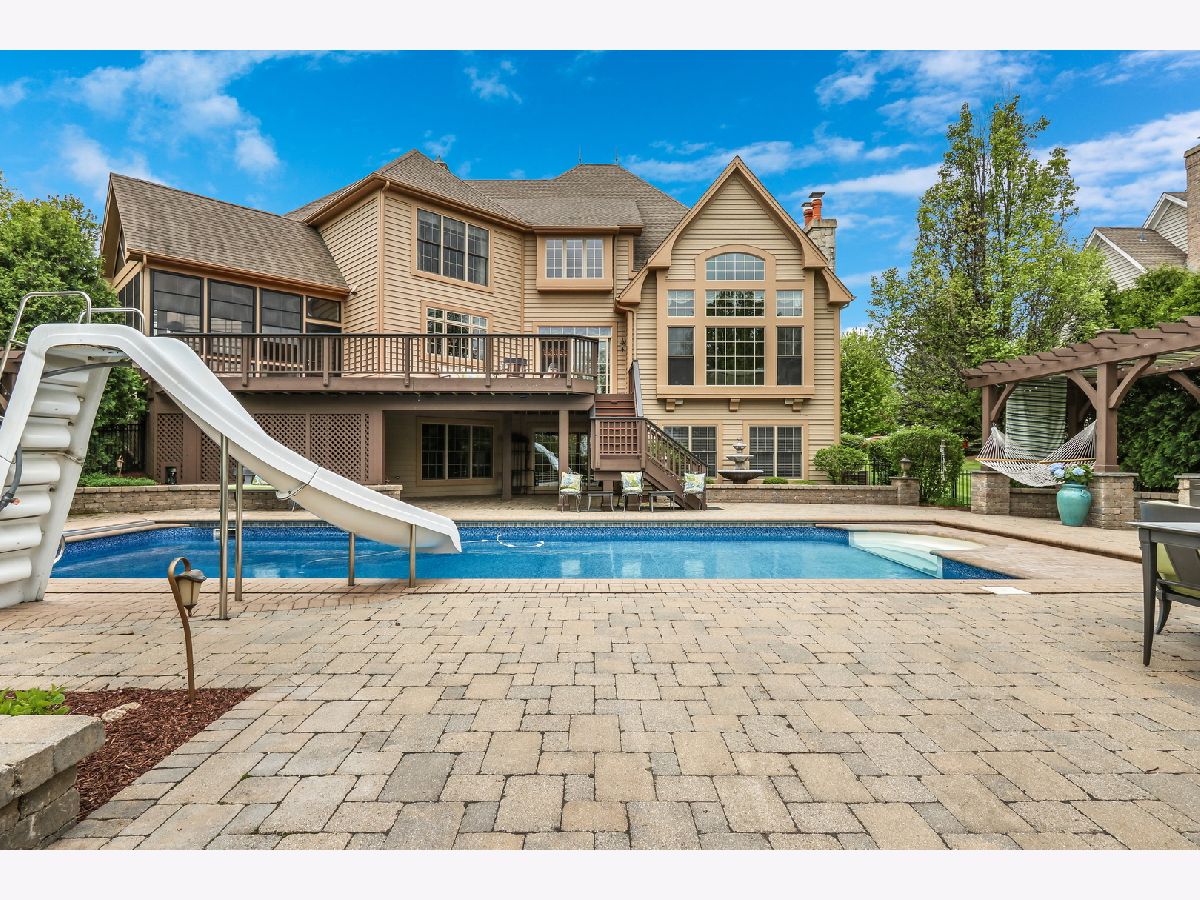 Homes Sold Harvest Glen Cary Illinois, 24525 Harvest Glen