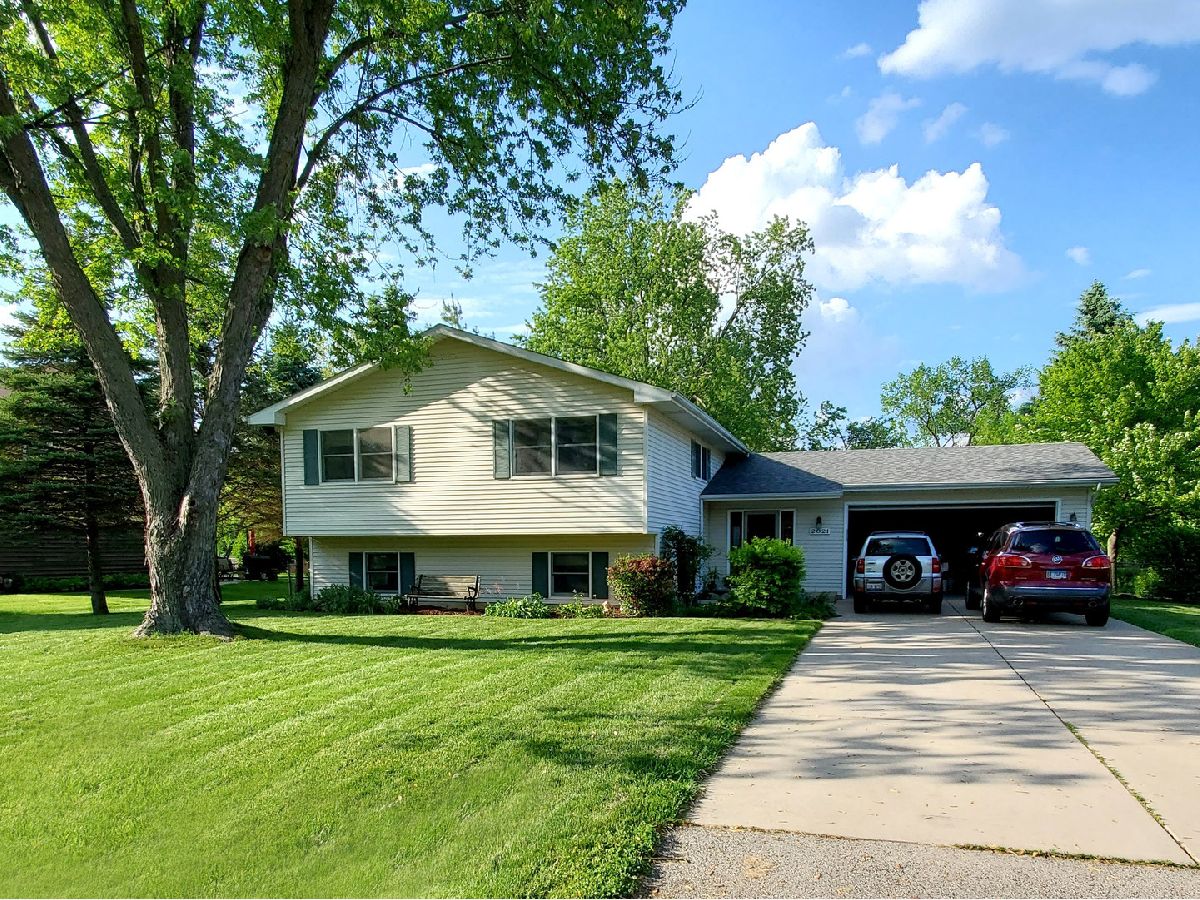 Homes Sold Leigh Aurora Illinois, 2021 Garden