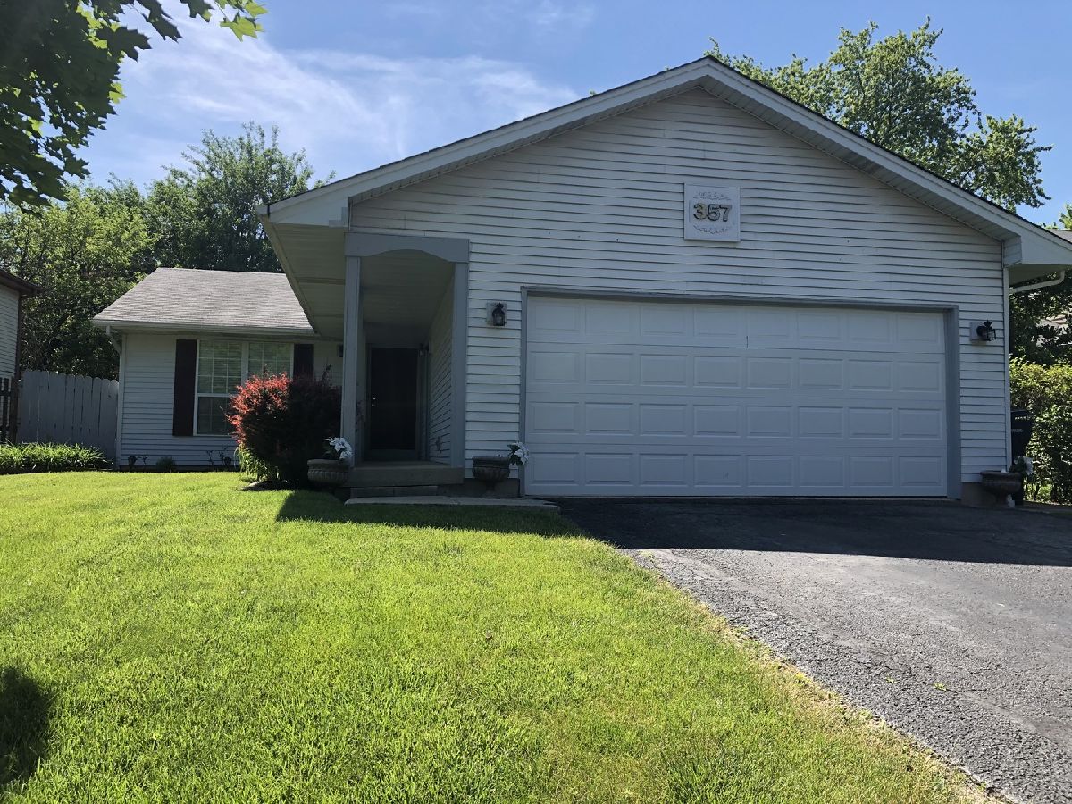 Homes Rented Miledge Naperville Illinois, 357 Pearson