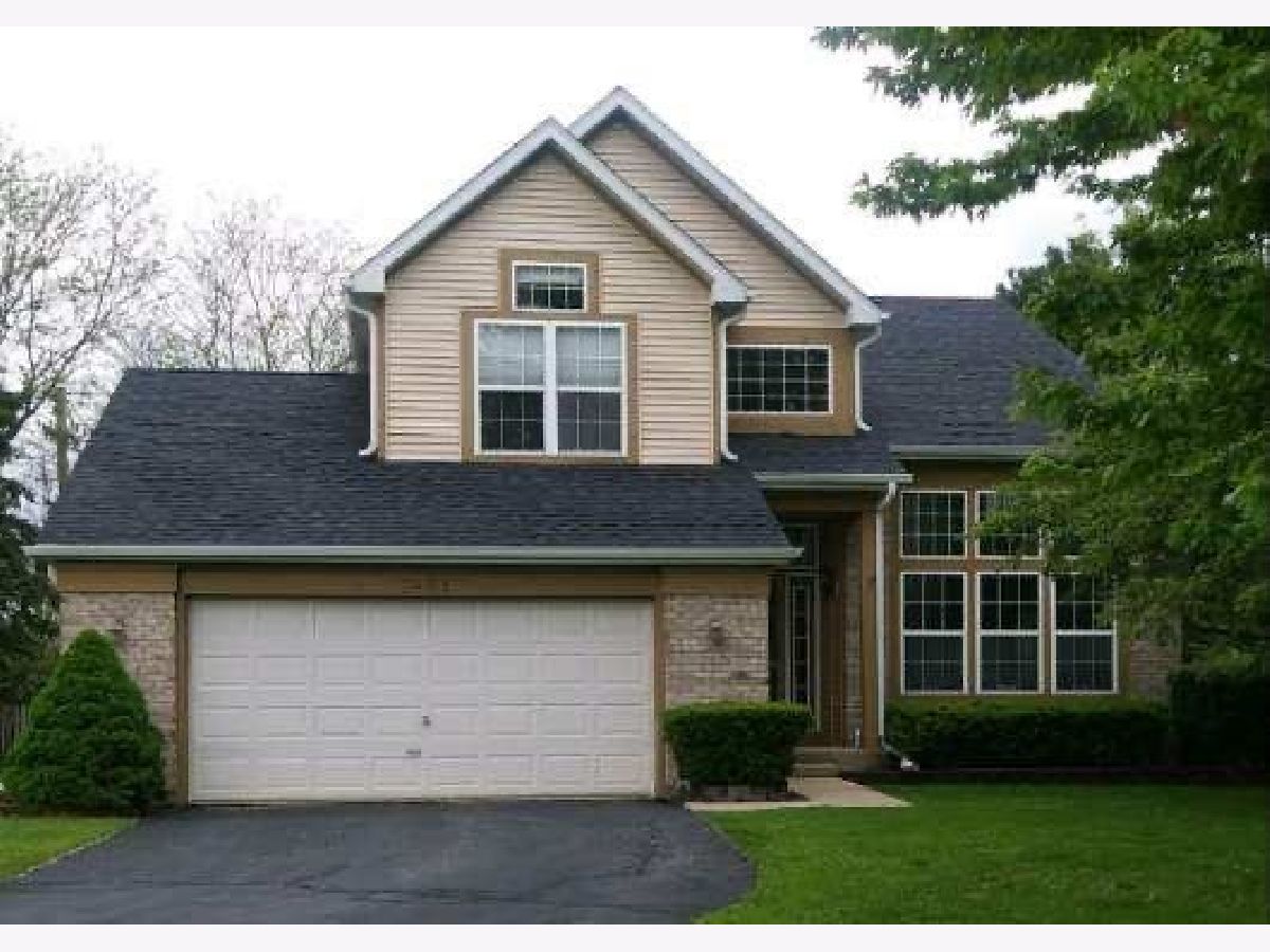 Homes Rented Autumn Grove Aurora Illinois, 2451 Autumn Grove