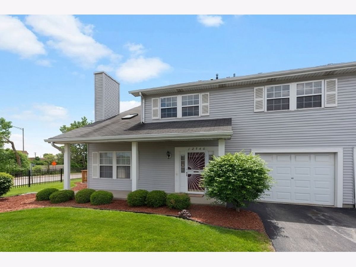 Townhomes Sold Villas Of Somerset Calumet Park Illinois, 12740 Paulina