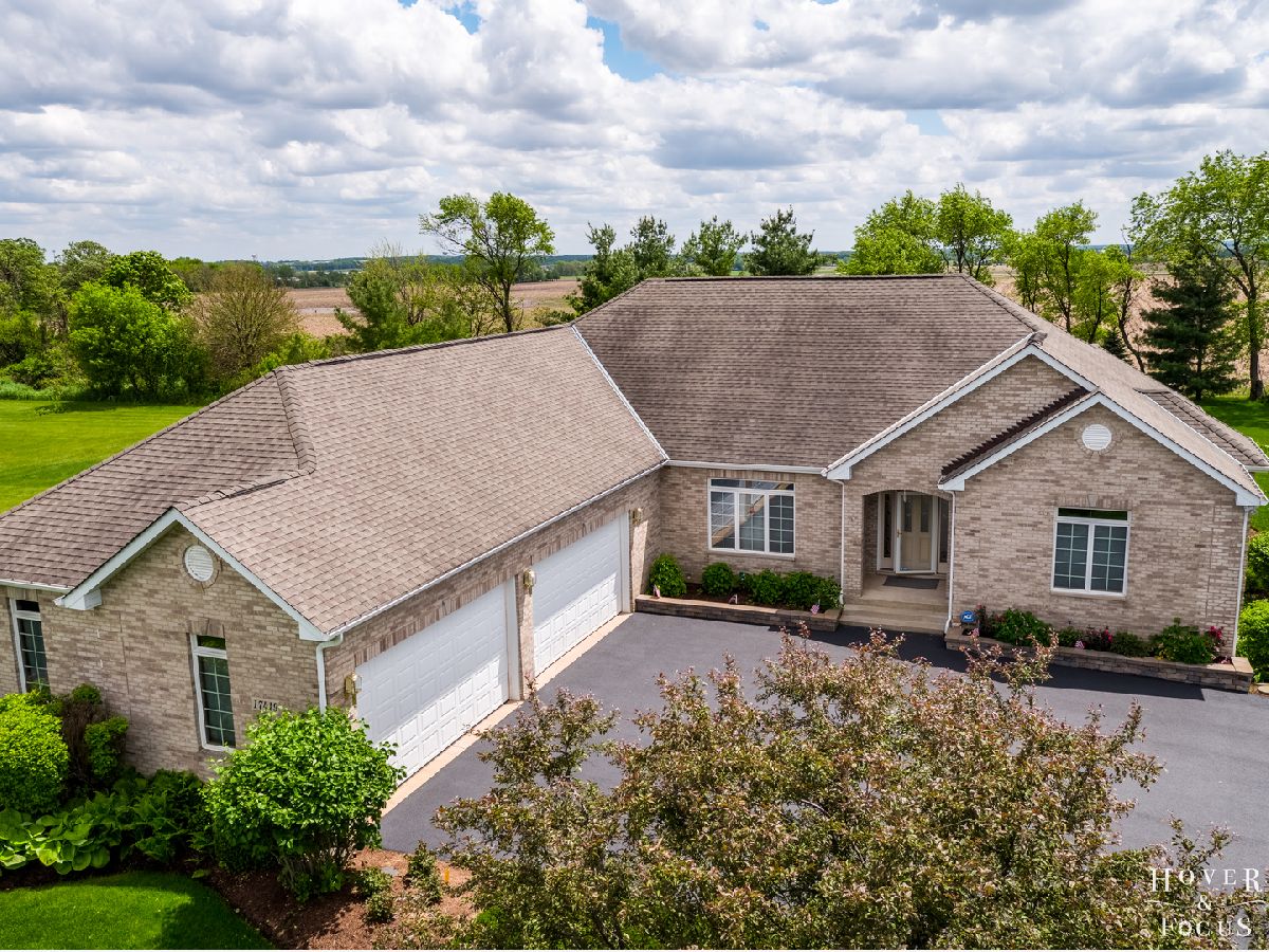 Homes Sold Fieldstone Place Marengo Illinois, 17419 Cobblestone Bend