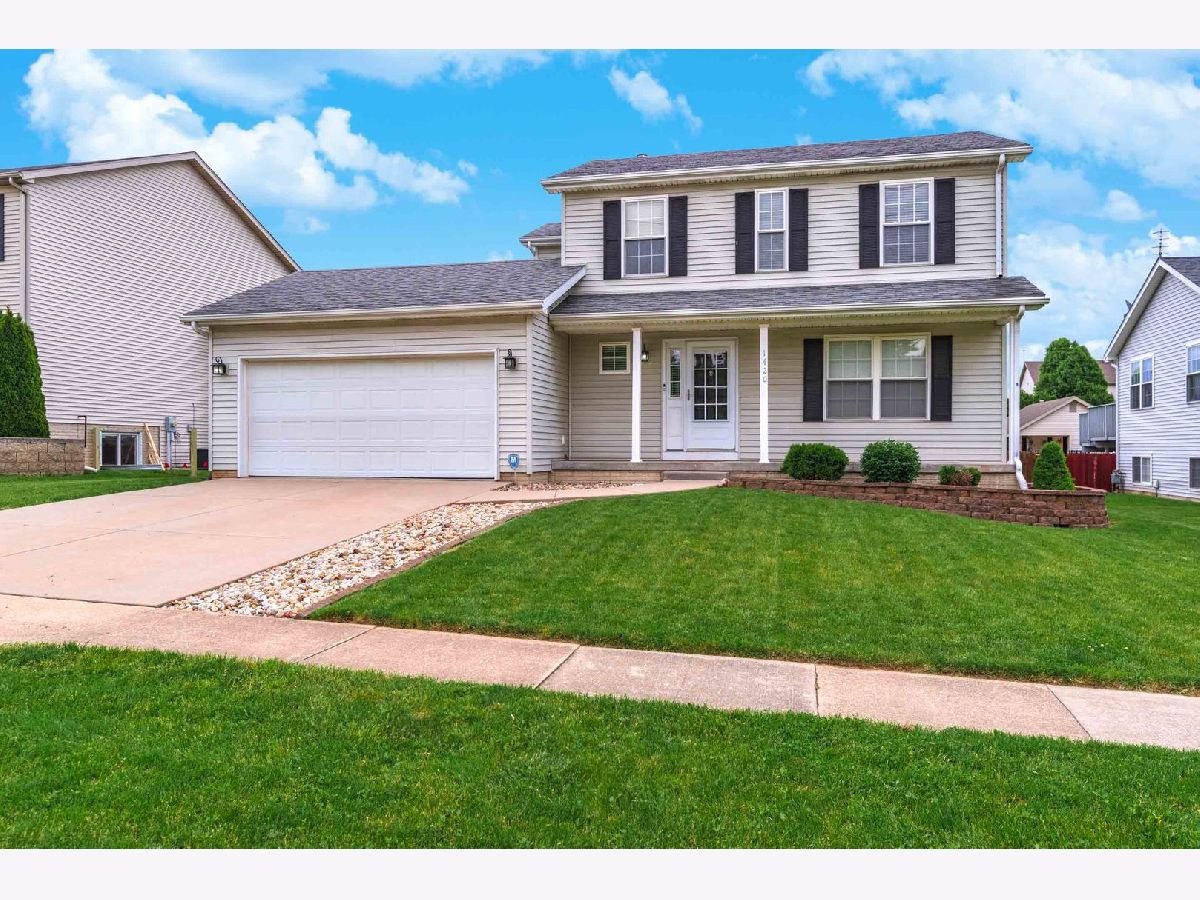 Homes & Condos & Townhomes Sold Linden Place Normal Illinois, 1420 Linden