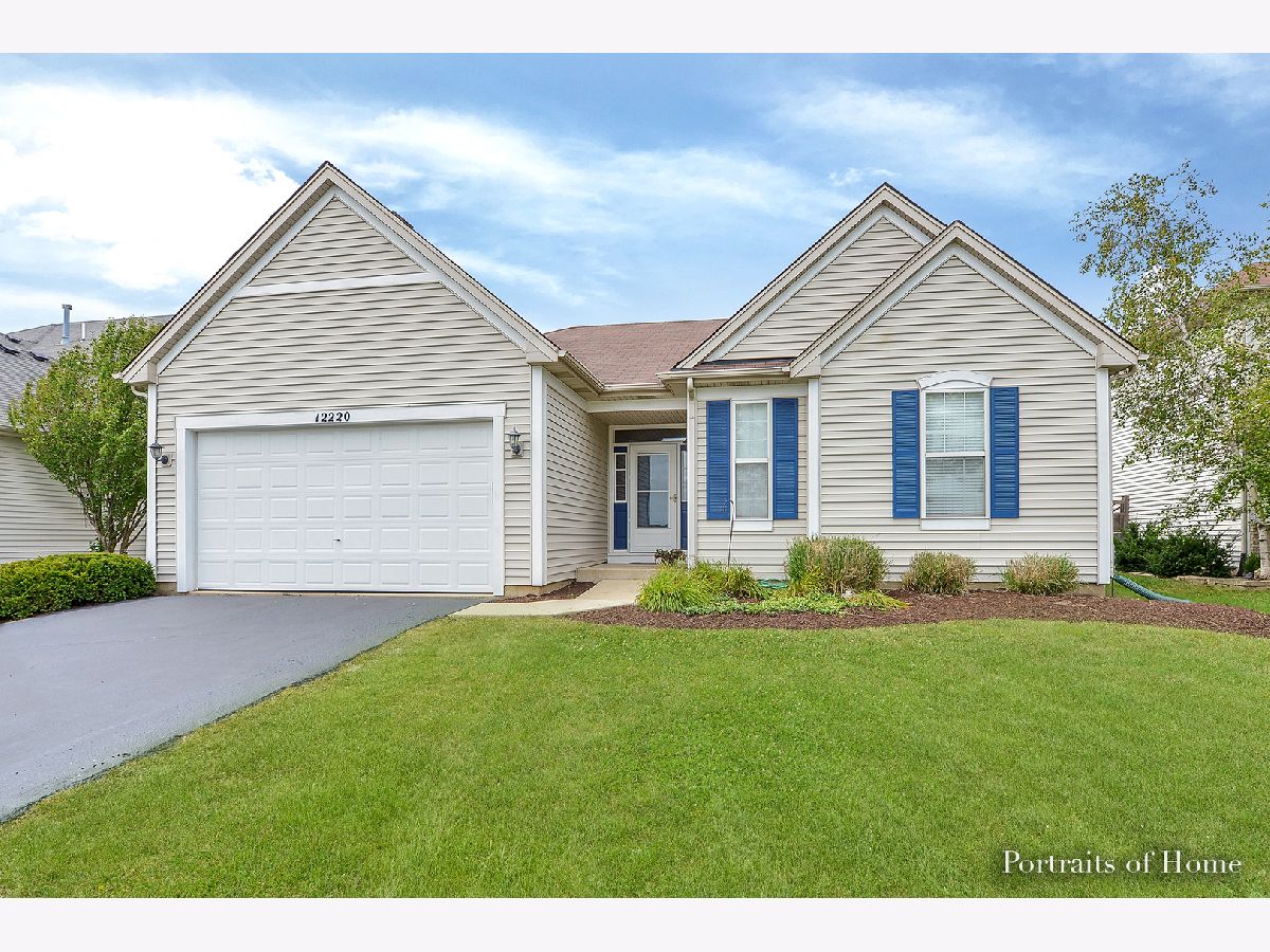 Homes & Townhomes & Condos Rented Heritage Meadows Plainfield Illinois, 12220 Pear Tree