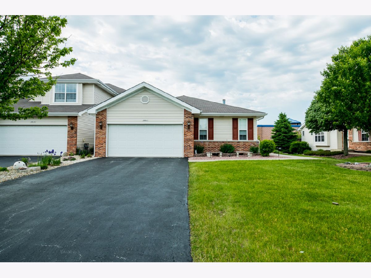 Townhomes Sold Sutton Place Townhomes Monee Illinois, 5608 Sutton