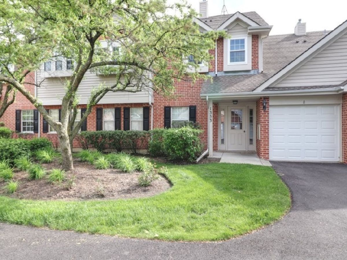 Condos & Townhomes Rented Harvest Run Palatine Illinois, 1353 Evergreen