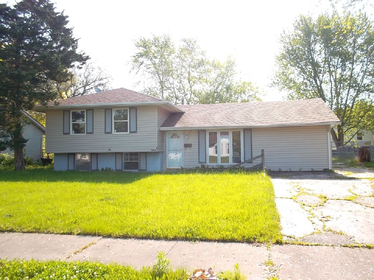 Homes Sold Cricket Hill Matteson Illinois, 945 Purdue