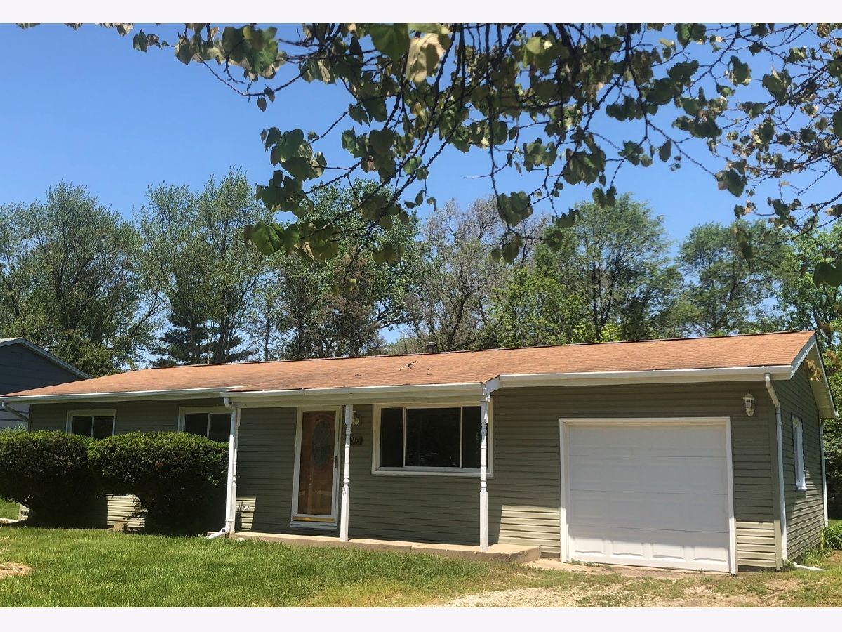 Homes Rented Lake Killarney Cary Illinois, 3006 Highland