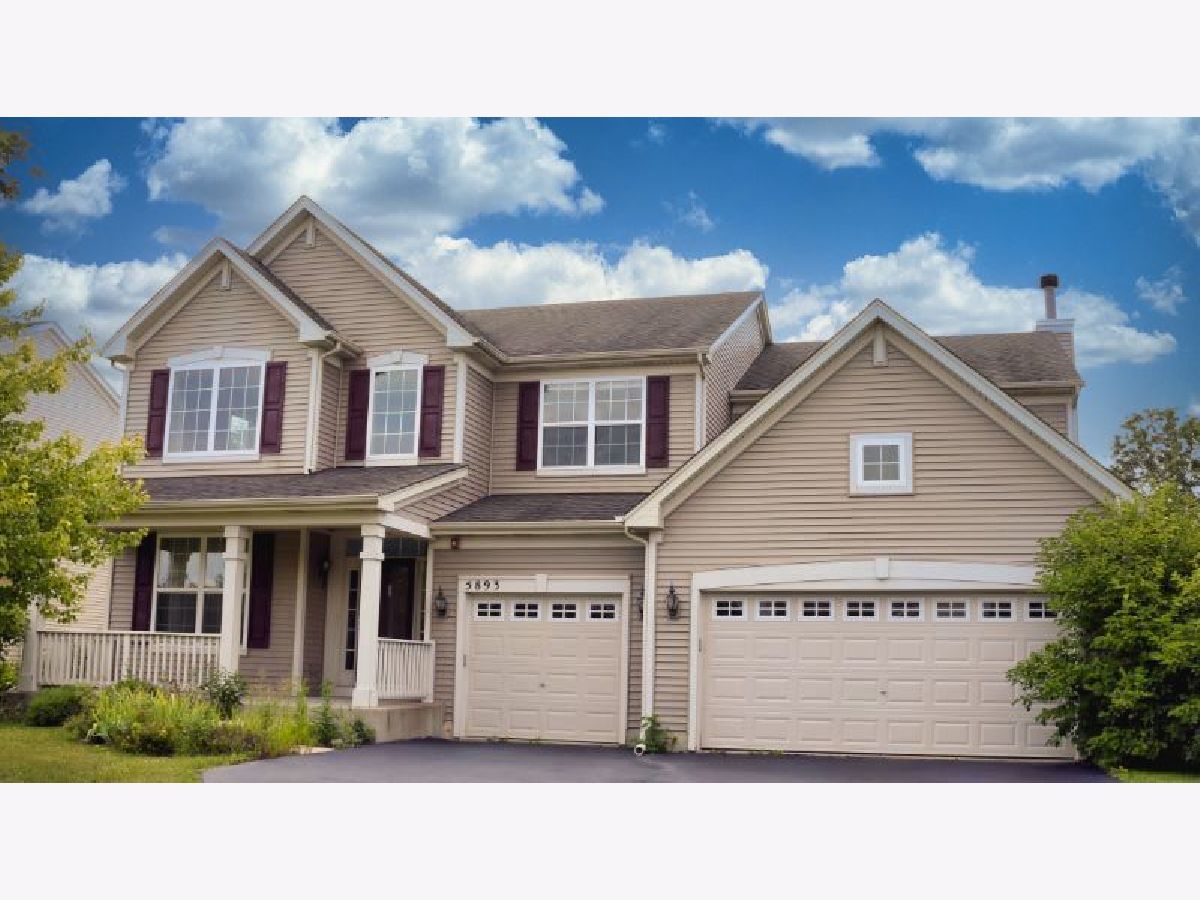Homes Rented Beacon Pointe Hoffman Estates Illinois, 5893 Chatham