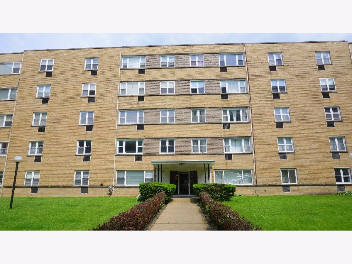 Condos & Townhomes Sold Granville Court Chicago Illinois, 6161 Hoyne