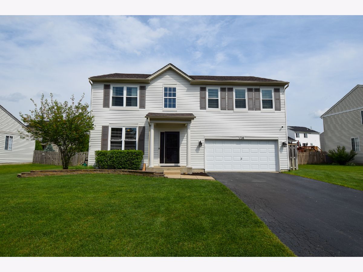 Homes & Condos & Townhomes Sold Summerfield Of Minooka Minooka Illinois, 736 Briarcliff