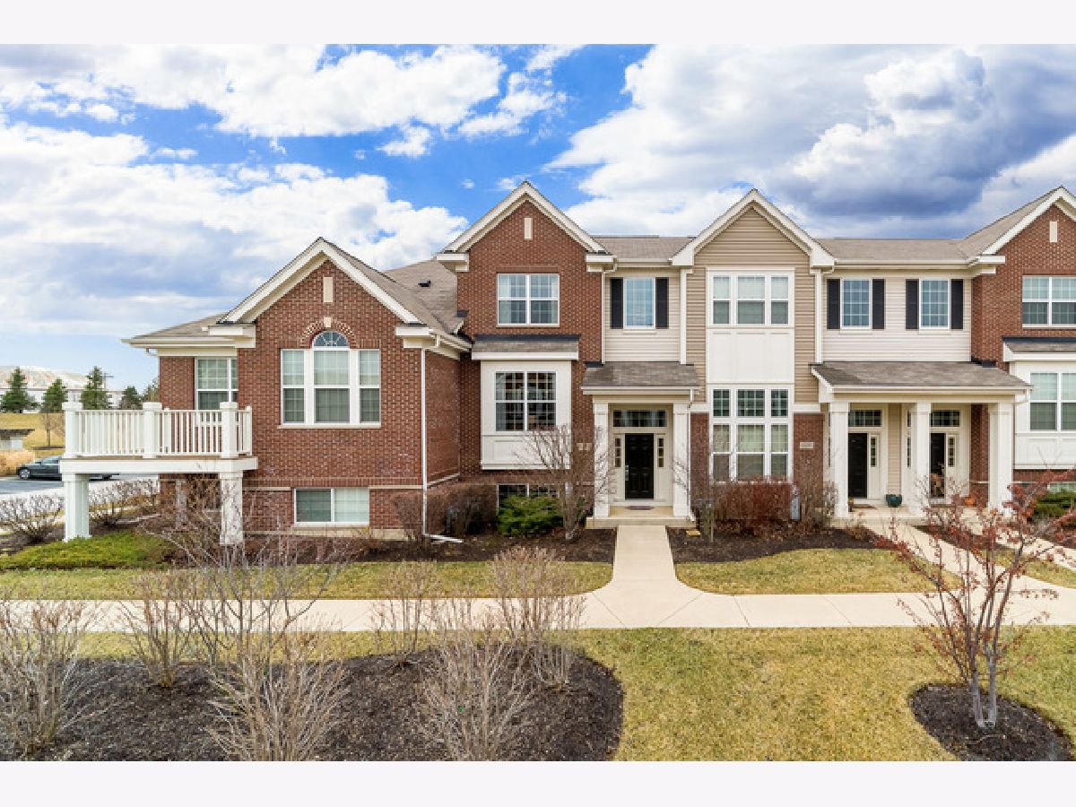 Townhomes Sold Briarcliffe Townhomes Lemont Illinois, 16753 Brighton