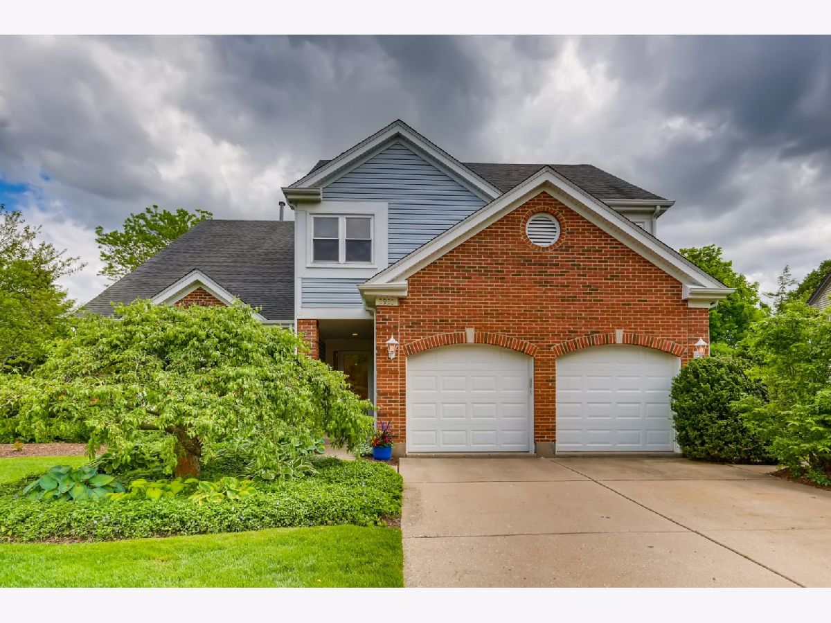 Homes Sold Doubletree Buffalo Grove Illinois, 2920 Whispering Oaks