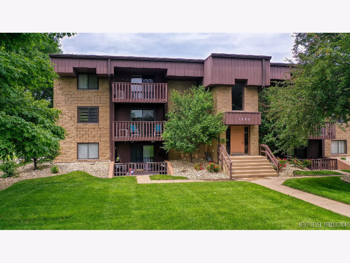 Condominiums Sold Rock Run Terrace Crest Hill Illinois, 1510 Rock Run