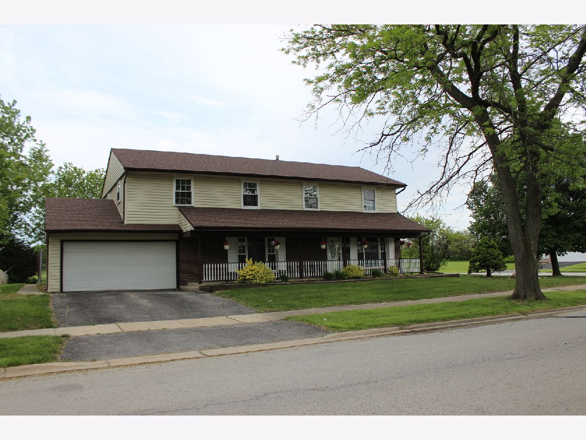 Homes Sold Cricket Hill Matteson Illinois, 1029 Notre Dame