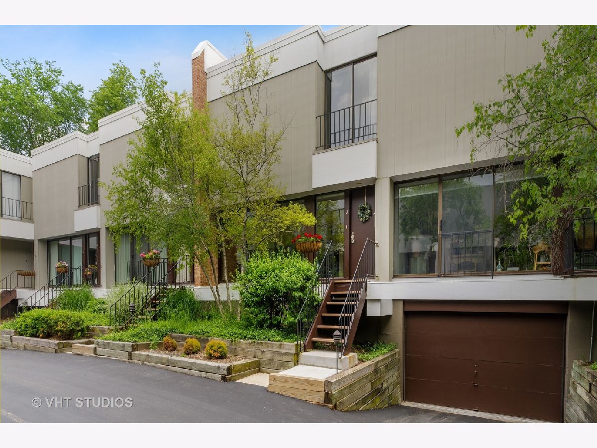 Condos & Townhomes Sold Depot Square Glenview Illinois, 1100 Pine