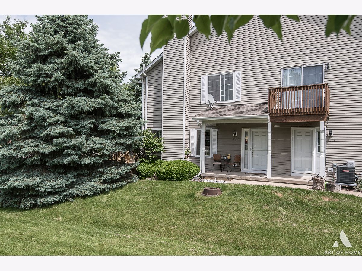 Townhomes & Condos Sold Carriage Homes Of Indian Trail Aurora Illinois, 1824 Bridle Post