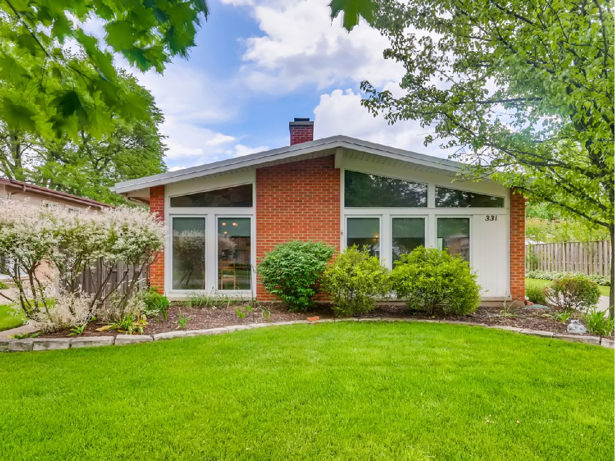 Townhomes & Homes Sold Cumberland Village Des Plaines Illinois, 331 Radcliffe