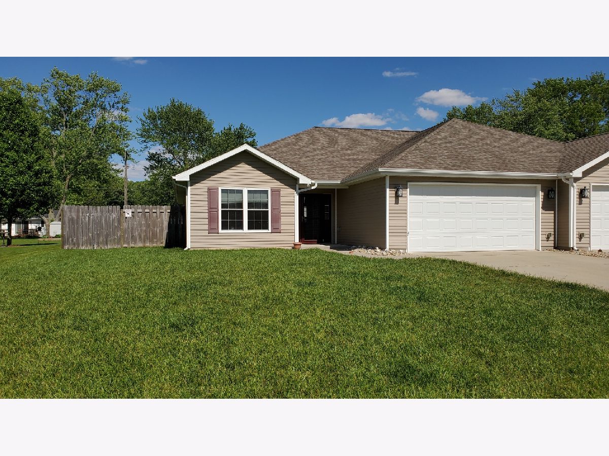  Sold Mt Zion Illinois, 920 Lima